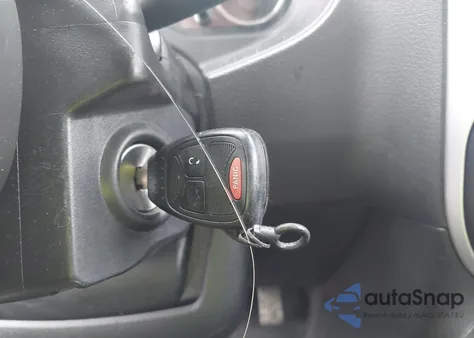 2015 Jeep Compass Limited из США, поврежденный, VIN 1C4NJDCB6FD239299